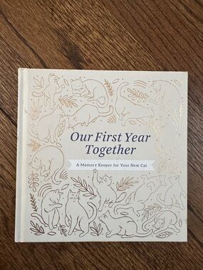 Gibson Cream & Gold Cat Keepsake Journal